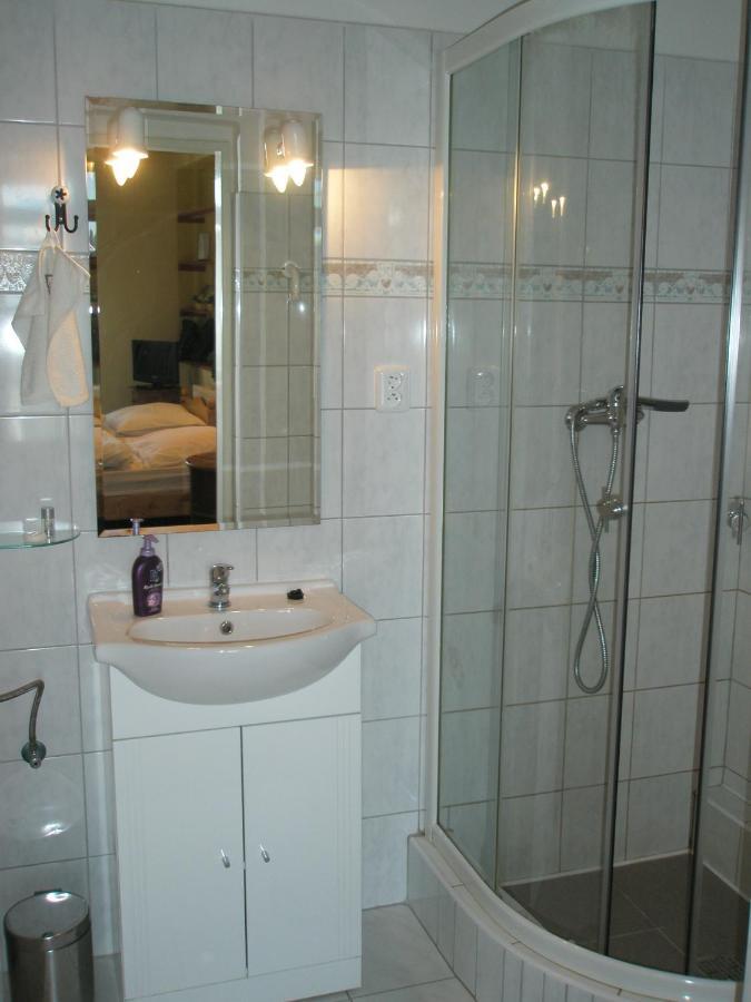 Pension Kozel ริชานี ภายนอก รูปภาพ